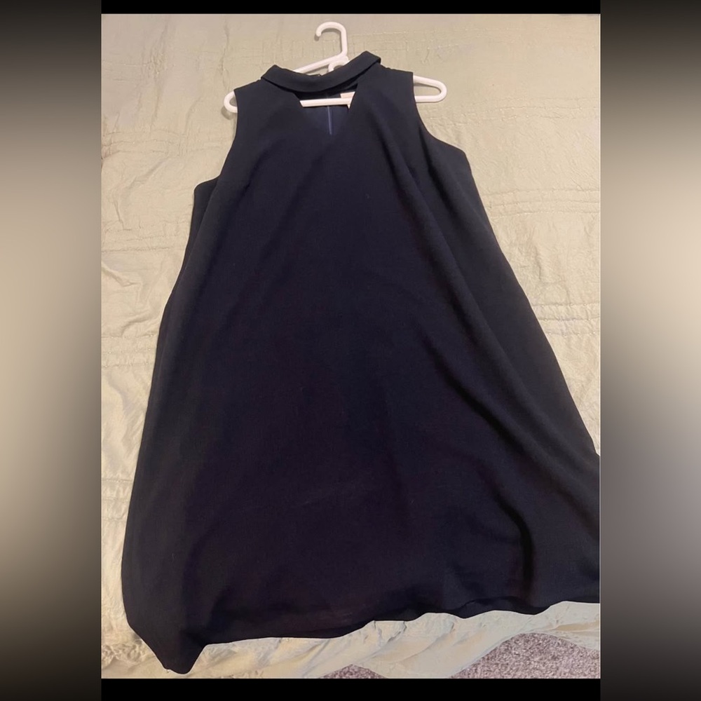 Elegant Navy Sleeveless Dress